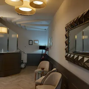 hotel-marinetto.hotelsinnerja.org/